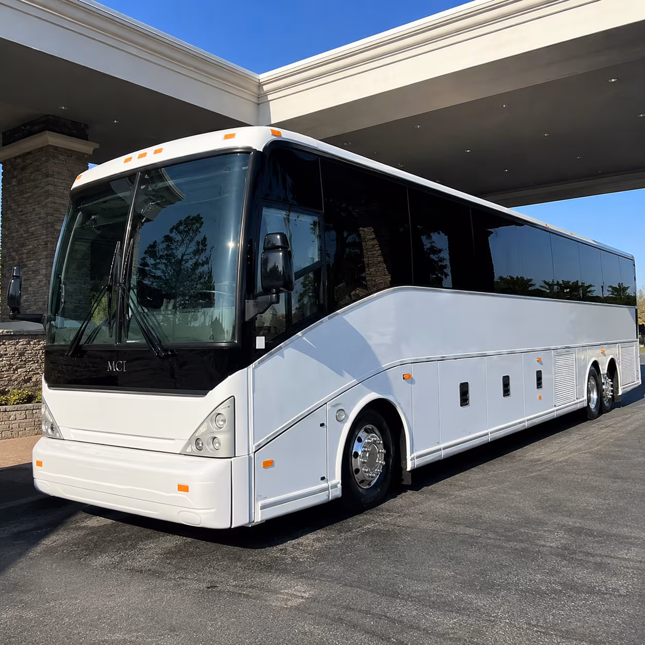 bus rental options for sioux falls trips