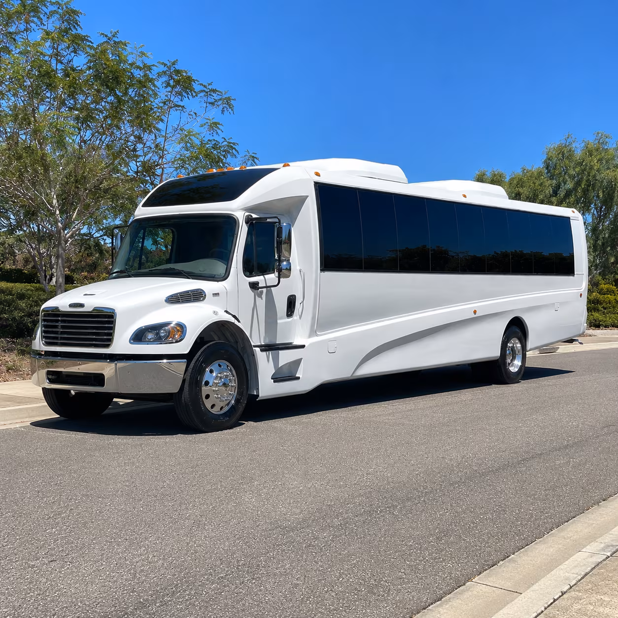 how the distance and duration of your trip affect charter bus rates in sioux falls