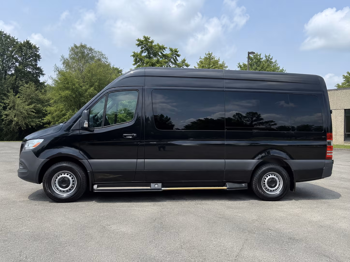 omaha employee shuttle services