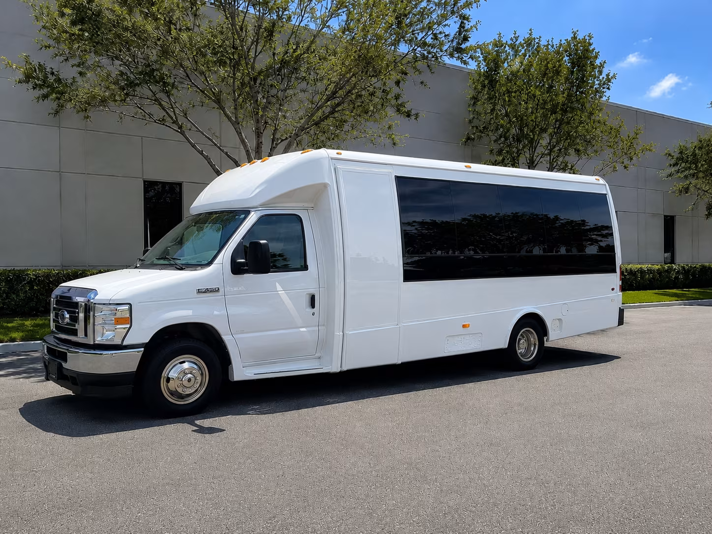 rochester charter buses for rochester classrooms and field trips