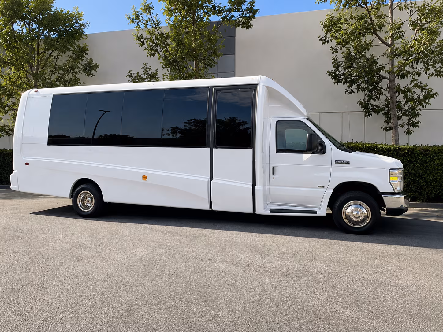 rochester keep your rochester winery tour on schedule with a charter bus rental