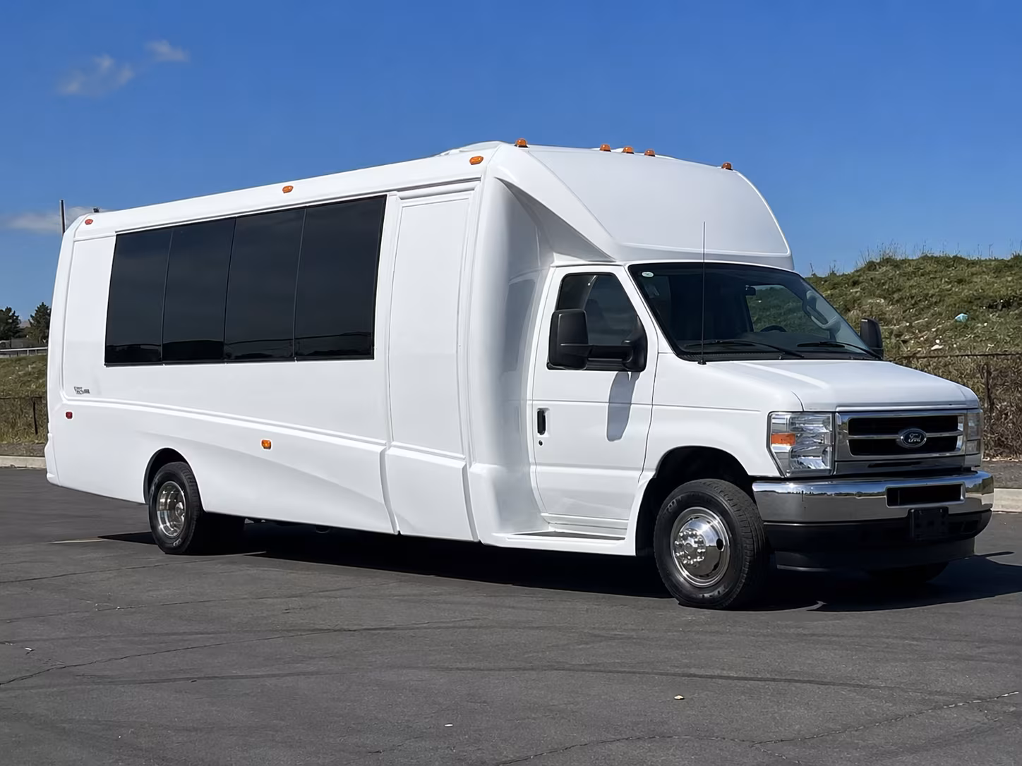 saint paul bus rentals