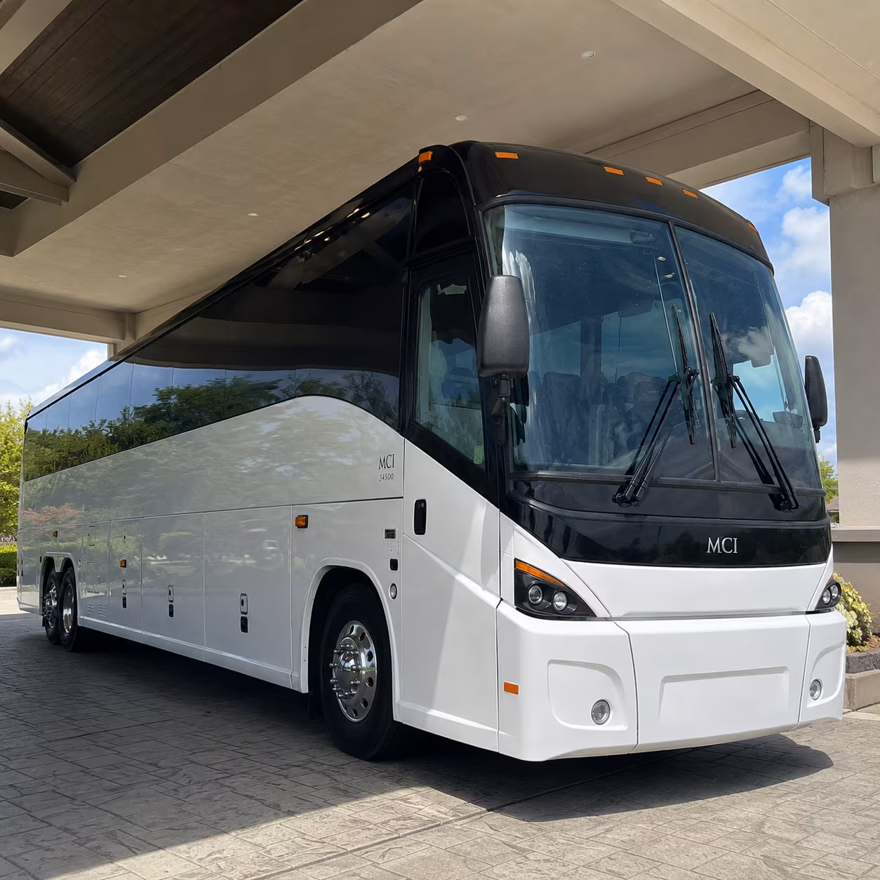 saint paul private long distance charter bus rentals in saint paul