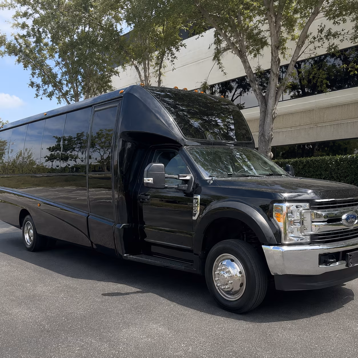 sioux falls corporate party bus rental
